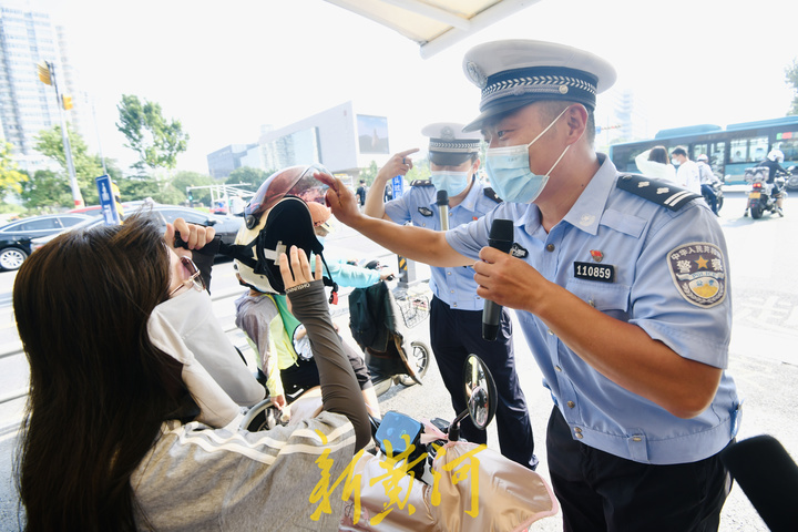 提升头盔佩戴率，济南交警又出“新招”：快板说唱安排上了！