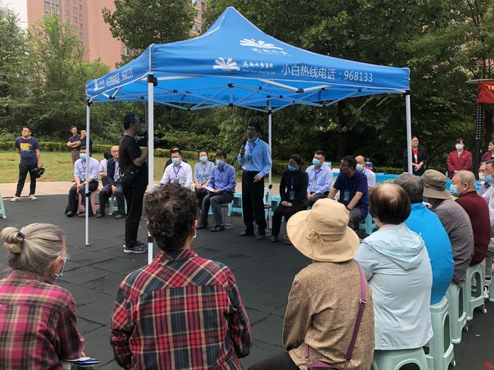 既有小区泉水直饮工程有“难点”？现场“商量”共求解