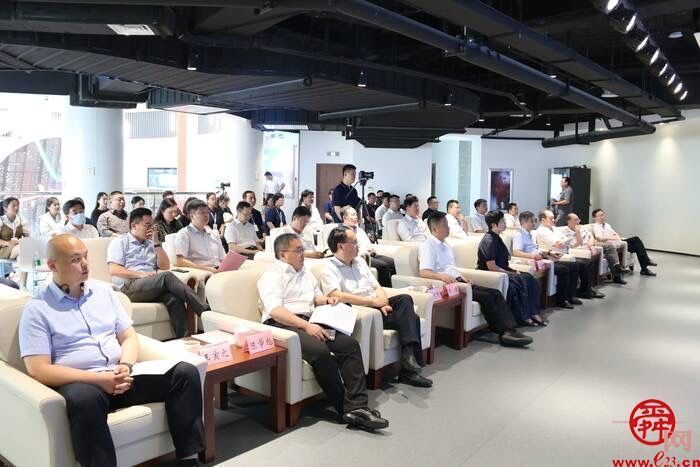 聚焦“芯”动力 构筑“芯”优势 槐荫经济开发区举行半导体产业发展特聘顾问聘任仪式暨三家公司签约仪式