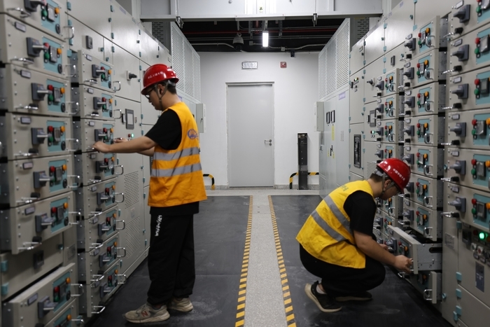 济南轨道交通3号线二期首站“电通”