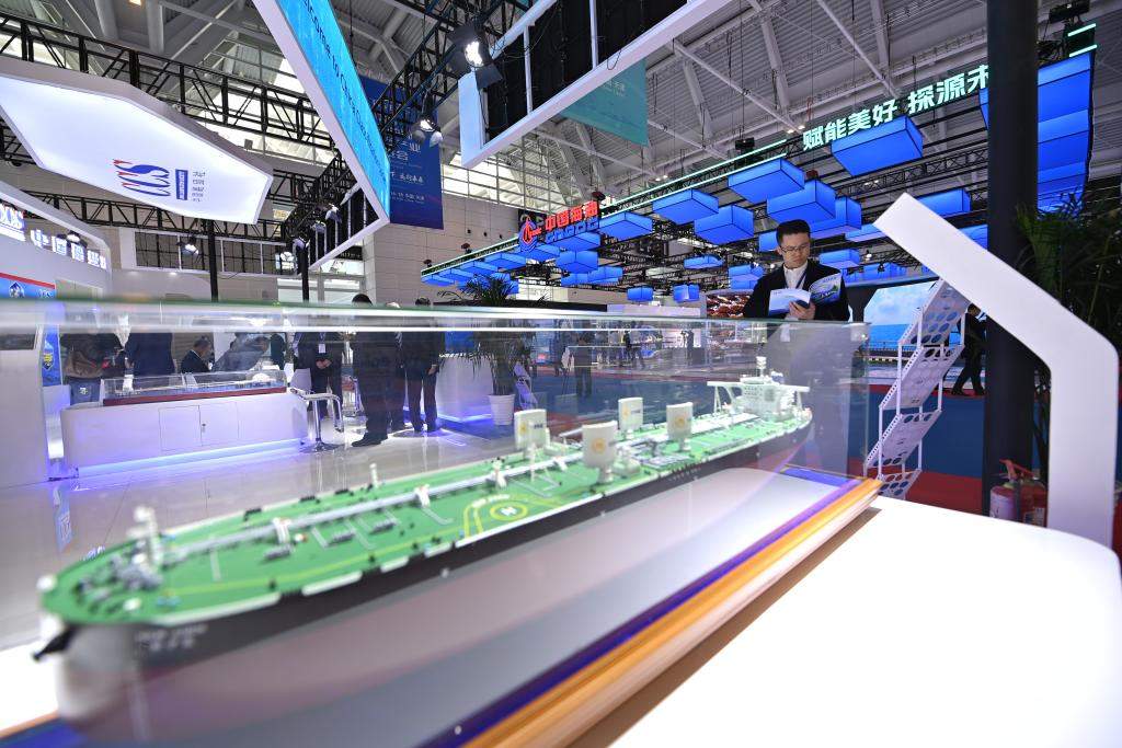 新华全媒+｜通达、先进、绿色——2023天津国际航运产业博览会上看我国航运业活力