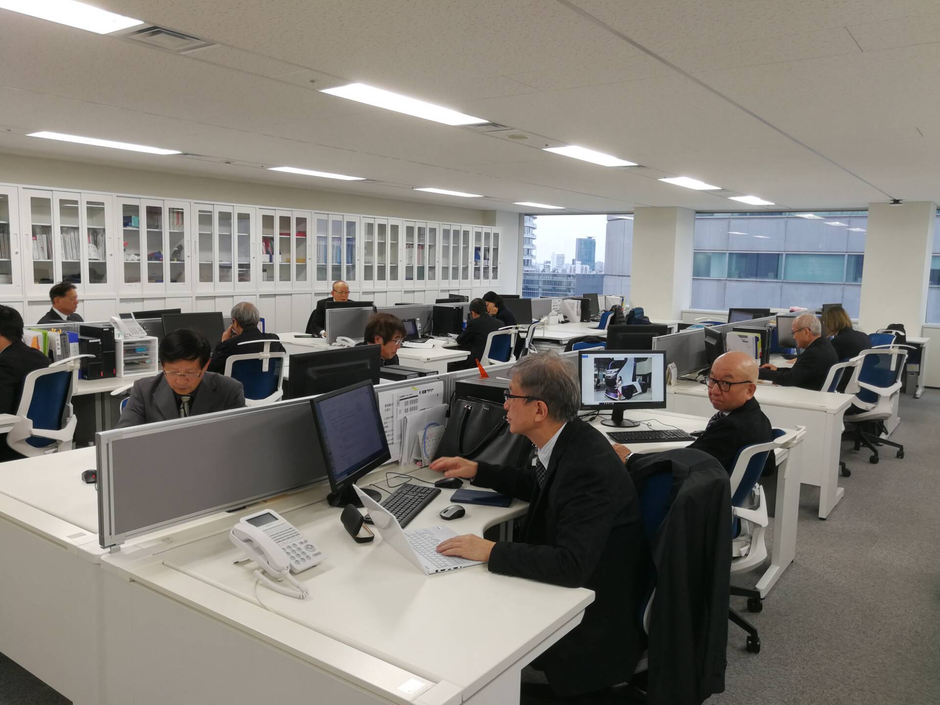 山东省代表团考察潍柴动力东京科技创新中心