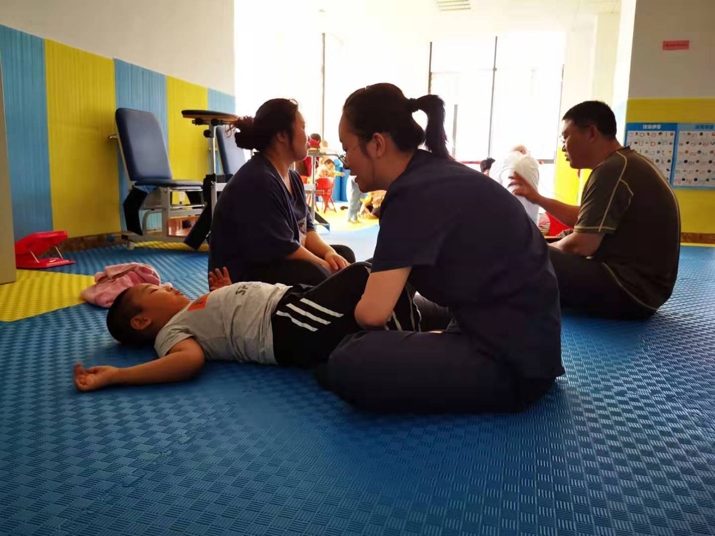 政府建设、民办公助、购买服务！看龙口如何创新残疾人康复服务模式