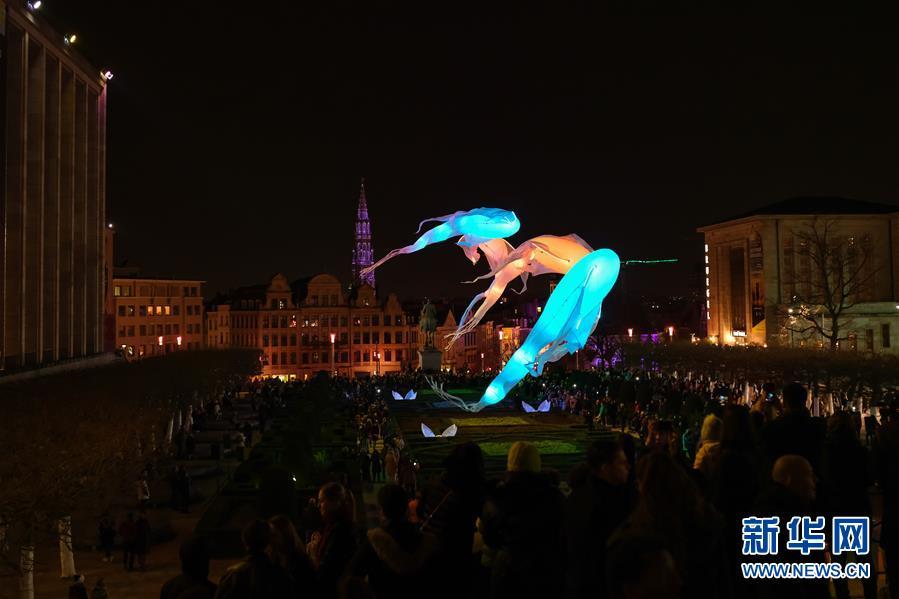 炫彩灯光节“点亮”布鲁塞尔