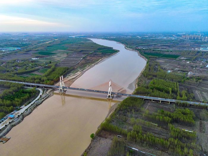 山东半岛城市群瞄准世界级，构建沿海超级城市群连绵带