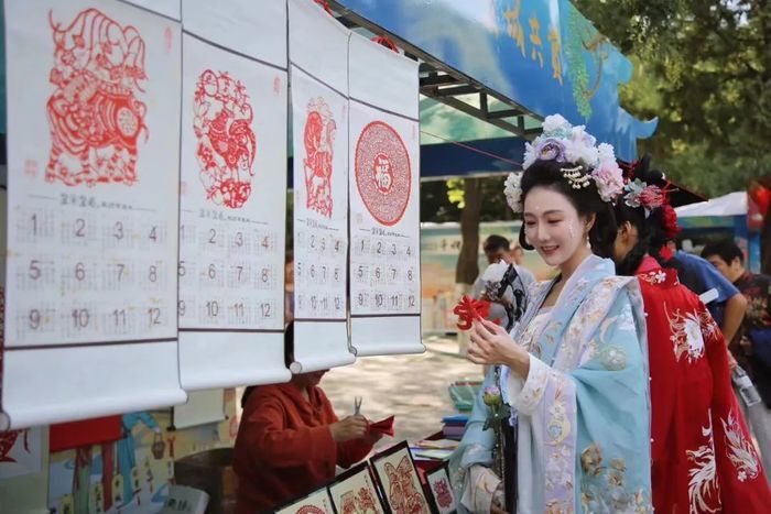 126.82万人畅游公园！济南千佛山、动物园等公园景区“双节”客流创新高