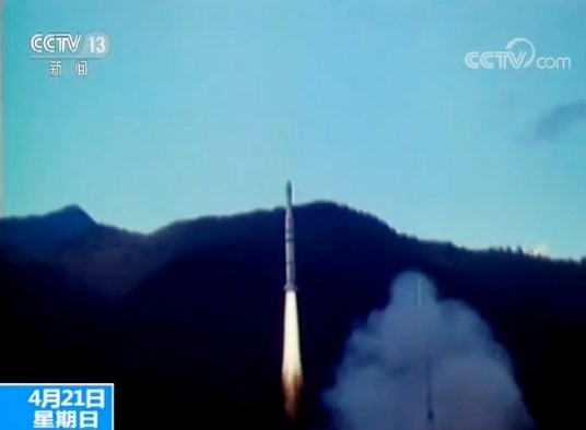 长三甲系列火箭完成百次发射：首任总设计师详述长三甲的前世今生