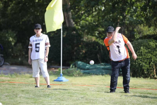 济南市首届高智尔球邀请赛开赛