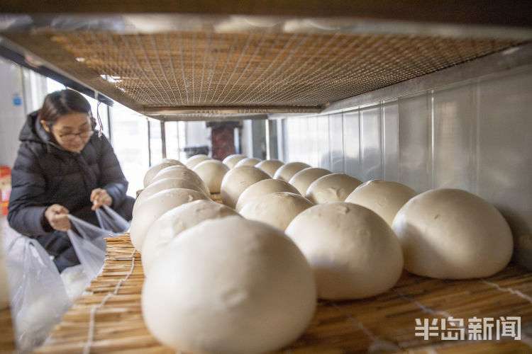 大锅不停烧，王哥庄大馒头蒸出浓浓年味儿！