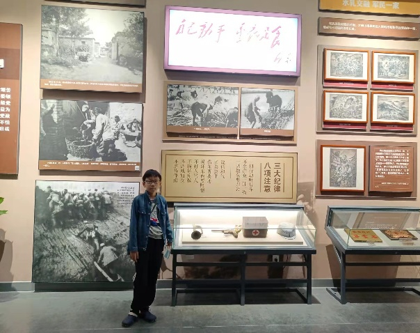山东师大附属小学四五中队参观山东省庆祝中国共产党成立100周年主题展