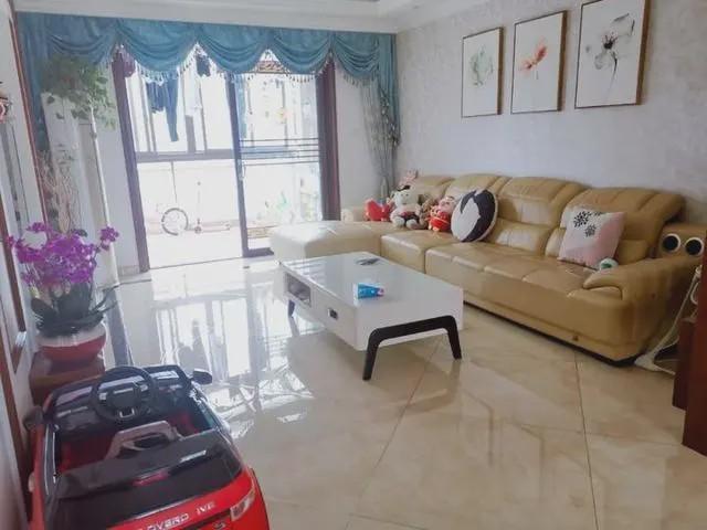 扎心了！女护士援鄂67天回家打开房门一瞬间惊呆，网友笑疯：太现实了