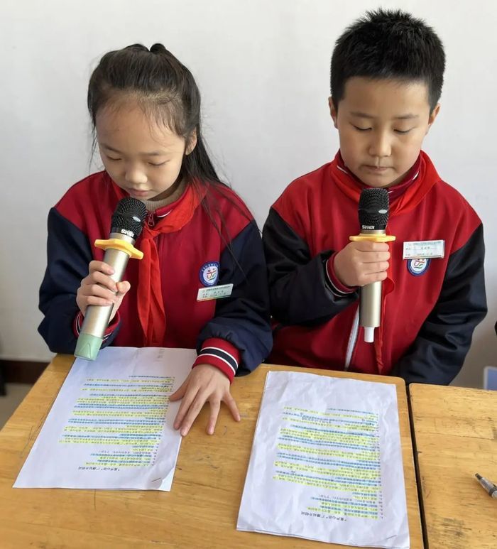 长清区文昌中心小学广播站迎来首播“