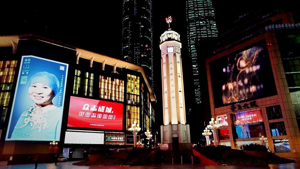 今晚，她们是夜空中最亮的“星”！