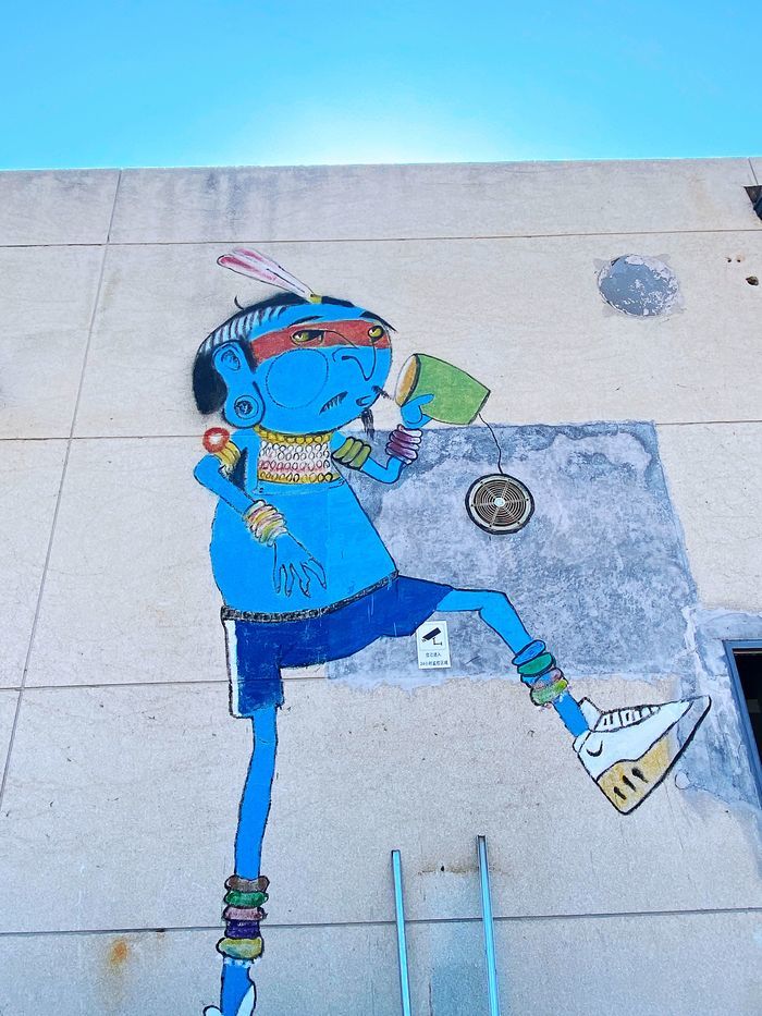 红场1952：济南废弃老厂房，成了涂鸦的欢乐场