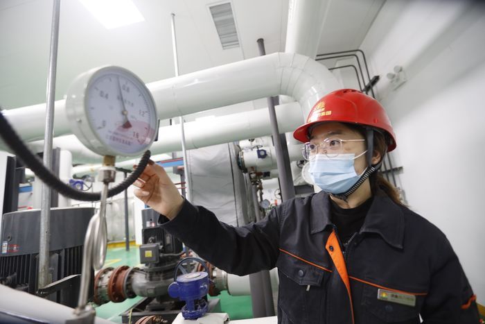 济南开始“速冻”模式 济南热力集团全方位保障供热