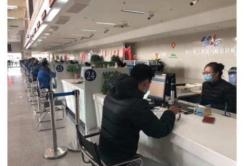 济南试点年审标志电子化10天，万余名车主已网上申领