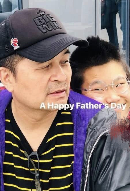 毕福剑女儿近照 23岁毕凌到底经历了什么?顺带暴露了经济状况