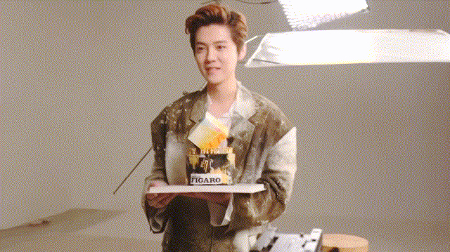 关晓彤为鹿晗庆生怎么回事?什么情况?终于真相了,原来是这样！