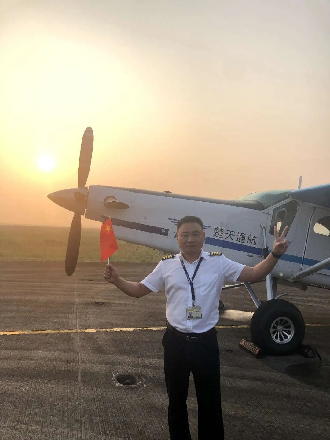 【视频连线】带着核酸试剂飞离武汉，我只有24小时