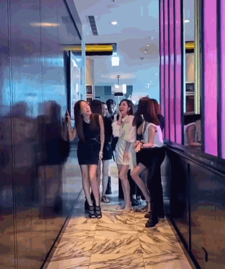 Angelababy回应合照站位|Angelababy回应合照站位说了什么？具体什么情况？