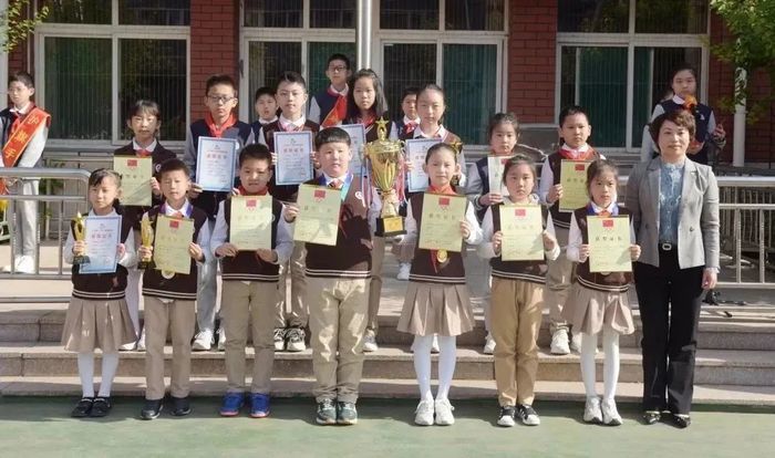 这所学校学子在2项省级五子棋比赛中获多组别冠军