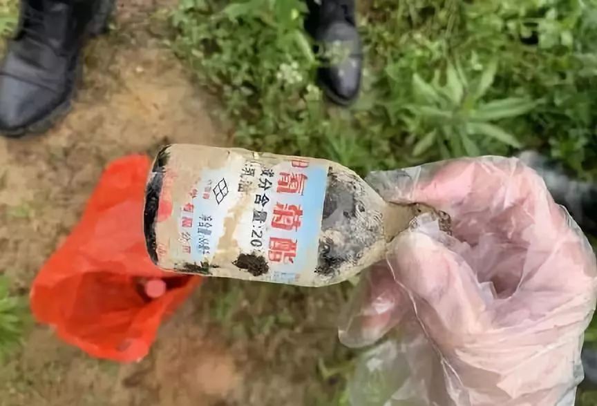 熊孩子毒死了千斤小龙虾 ！吃货和虾农一起在哀嚎……