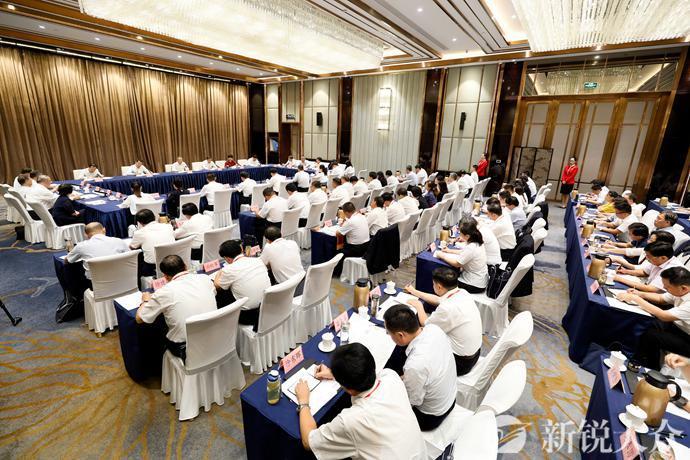 山东省庆祝2019年教师节暨教育系统先进集体和先进个人表彰大会、庆祝教师节座谈会在济举行