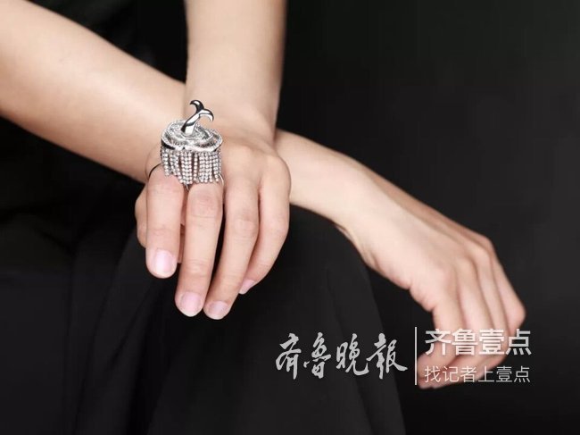 作品展+T台秀，青岛农大这场毕业展很炫目