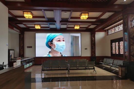 42000多张面孔揭下口罩 援鄂英雄视频感动江城