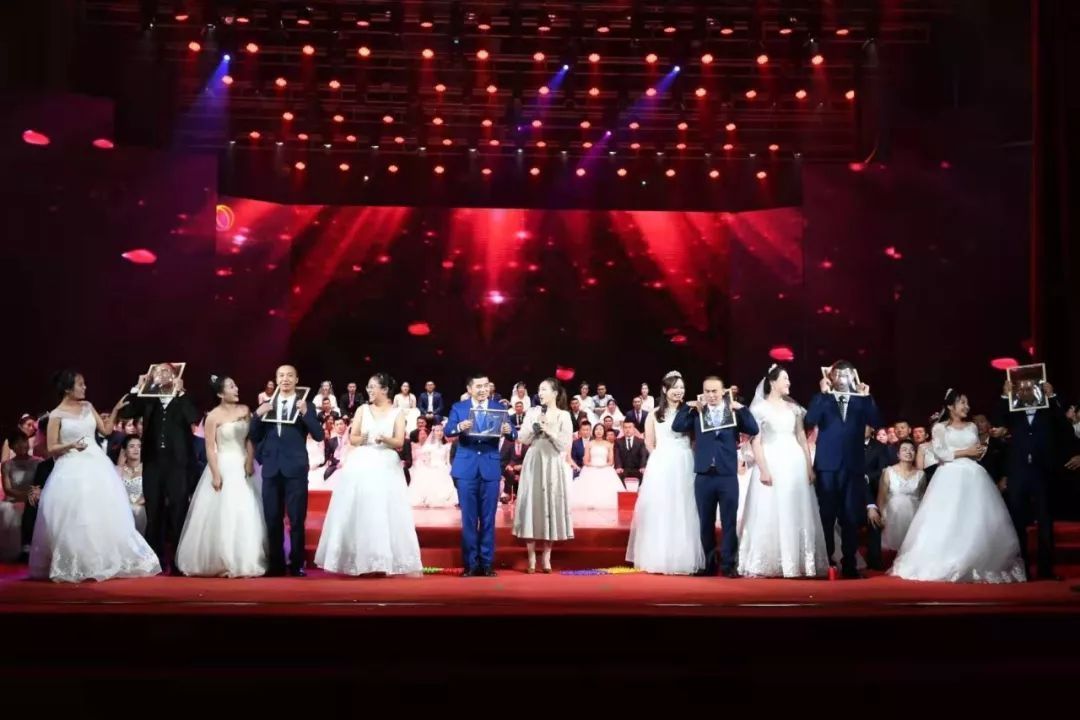 让祖国见证，这样的幸福超甜的！