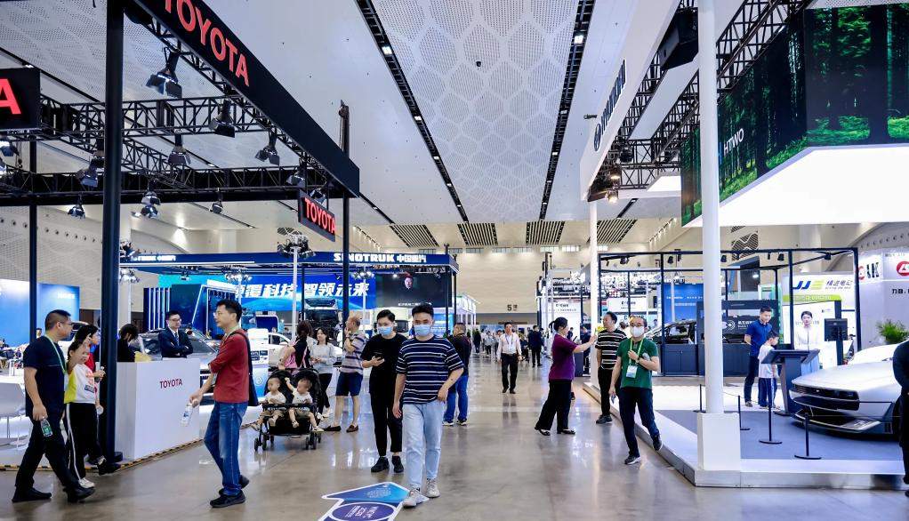 新华全媒+丨提升创新能力 加快协同融合——2023世界新能源汽车大会观察