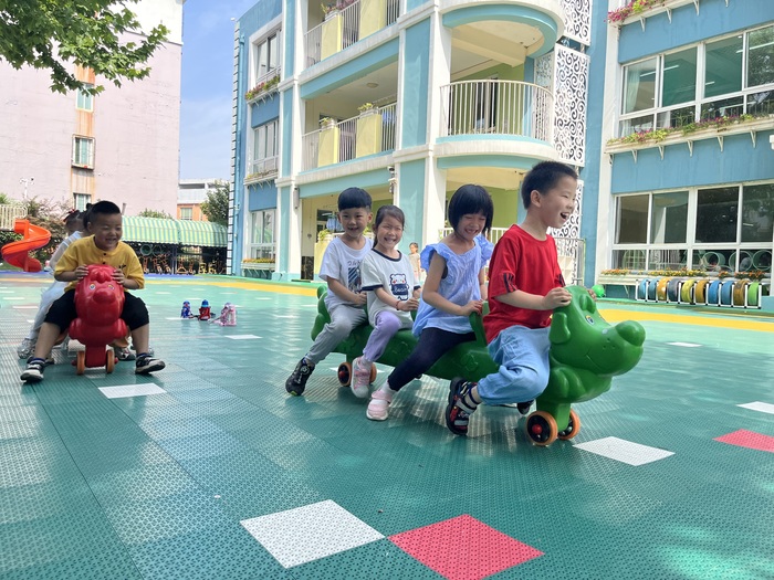 历下区锦屏幼教集团：夏至连端午，欢乐迎盛夏