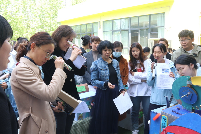 槐荫区礼乐幼教集团开展自制玩教具评比活动