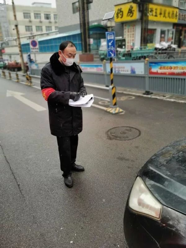 济南防疫一线检察干警陈恩阳当好“四员”全力抗击疫情