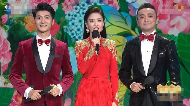 2020春晚主持人大换血阵容大胆 佟丽娅眉毛抢眼