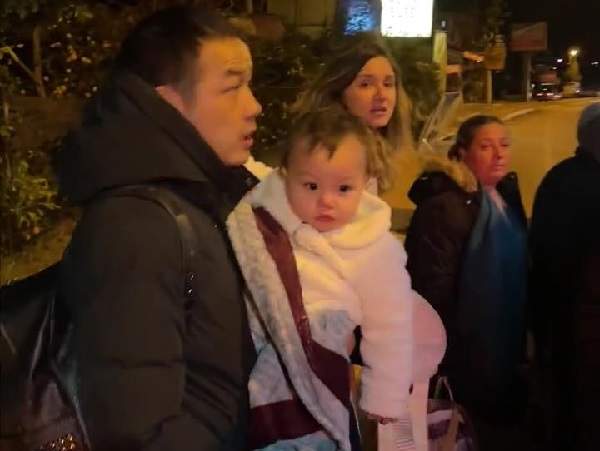 中国小伙亲历土耳其地震：海边避难 看到救援中的中国力量