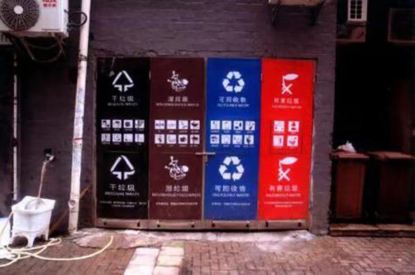 女子怀孕不知谁是孩子父亲，马桶生女掐死后弃尸垃圾桶被公诉