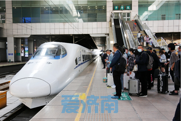 2022年铁路暑运明日启动 国铁济南局预计发送旅客2490万人 较2019年恢复率75%