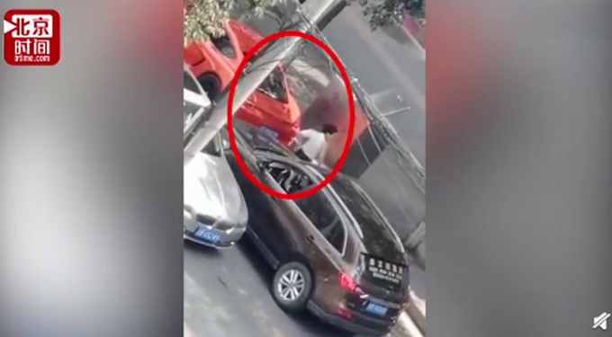 “我像个人人喊打的强盗”保时捷女司机首发声：车子是三手的