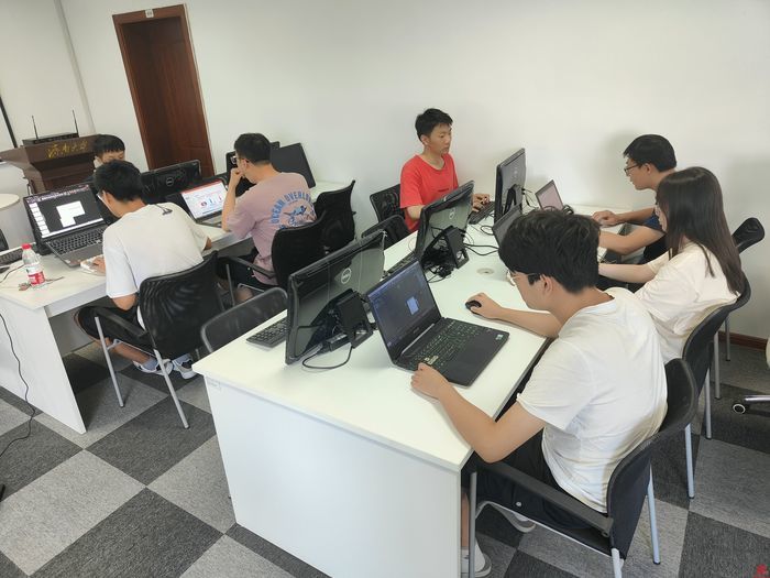 济南大学这个学生团队用AI赋能精准诊疗眼底疾病