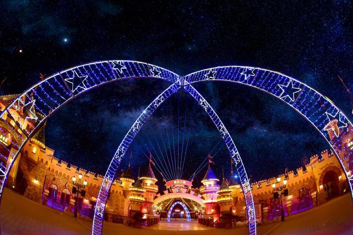 济南融创文旅城“灯光节”今晚闪耀启幕，39天持续“光宴”泉城