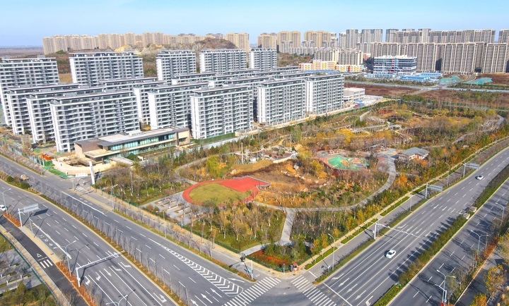 济南华山片区再添大型街心公园