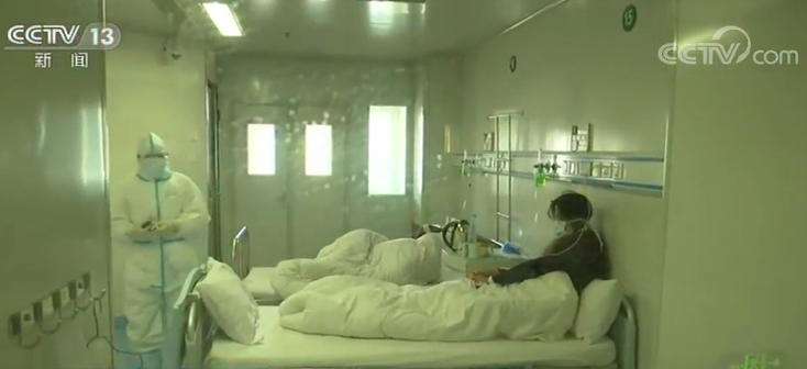 定制个性化诊疗方案 93岁高龄新冠肺炎患者治愈出院