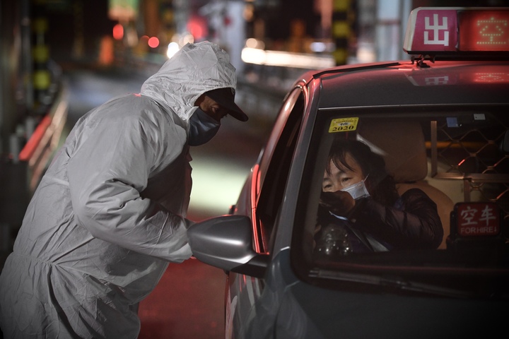 「济南时报」景深丨守护济南防疫的第一道防线