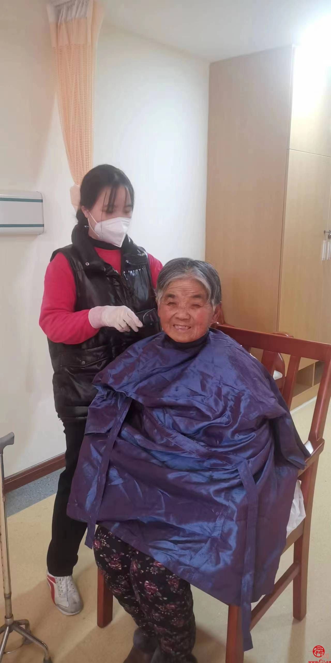 金龄健康彰显国企担当 主动接收孤寡老人入住养老中心