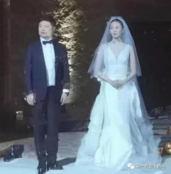 赖弘国与阿娇离婚 潇洒离婚的阿娇，这次却变成了“渣女”？