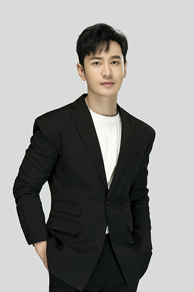 黄晓明人生中场继续乘风破浪