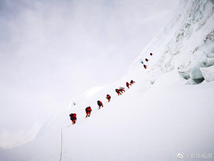 2020珠峰高程测量最新冲顶队员名单公布 预计27日凌晨冲顶