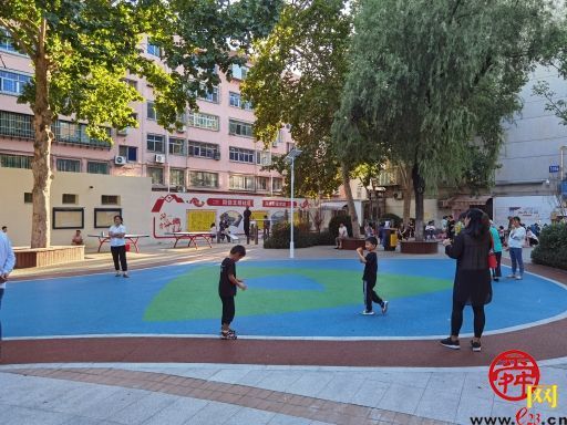济南市行政审批服务局牵头建设中海聚贤广场改造正式启用