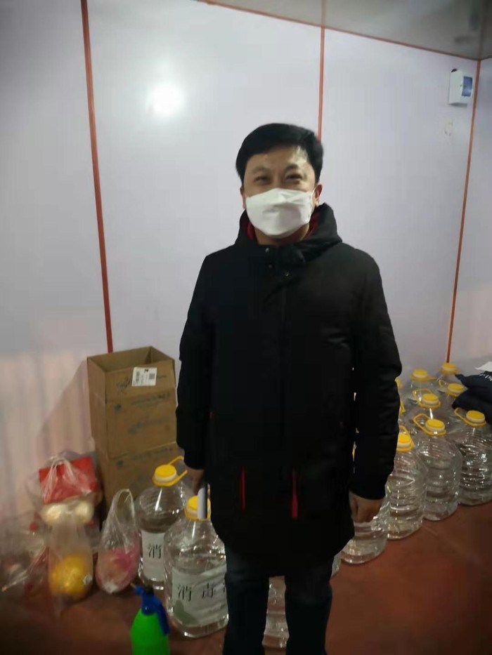 风雨同心抗疫情，济南高新区志愿者捐赠3000只手套